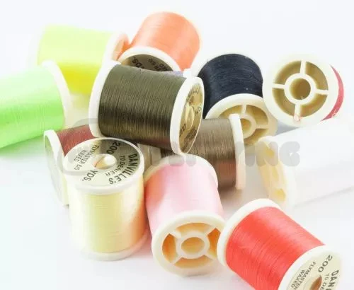 Danville's Flymaster 210 - Funky Fly Tying - Image 2